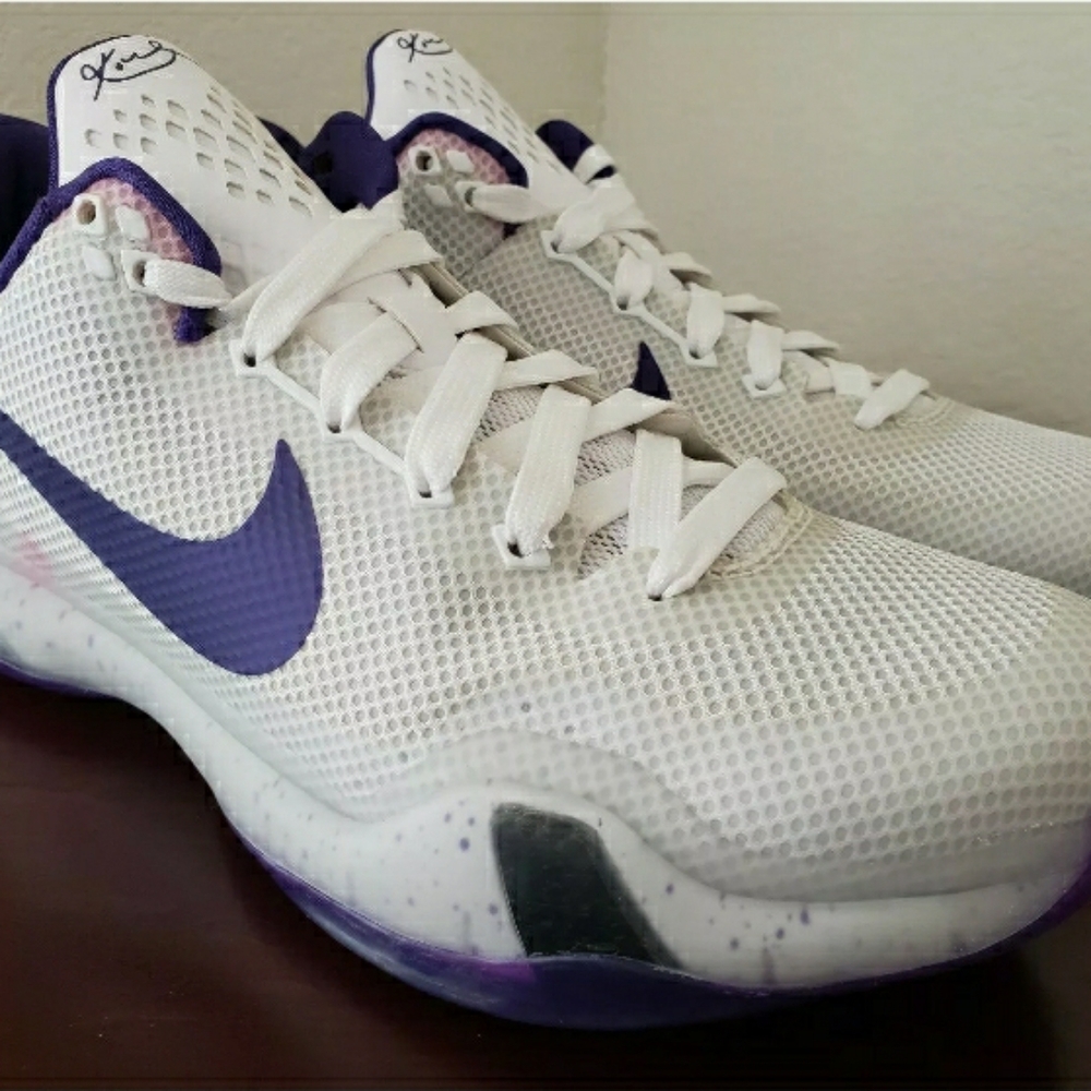 Nike Air Zoom Kobe X (Player Sample Promo)